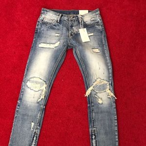 Mnml Repaired Tapered Zipper Jeans